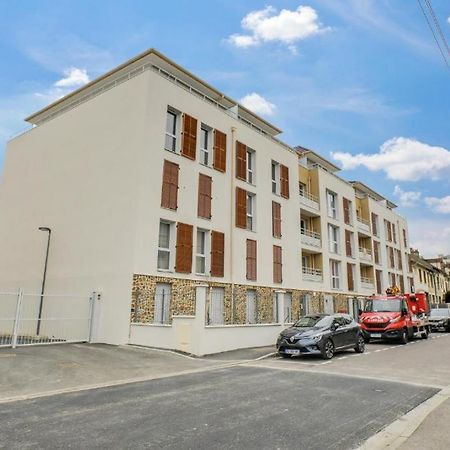 Appartement F2 De Haut Standing En Hypercentre Avec Jardin Prive A 270 M De La Gare De Mantes ! Dış mekan fotoğraf